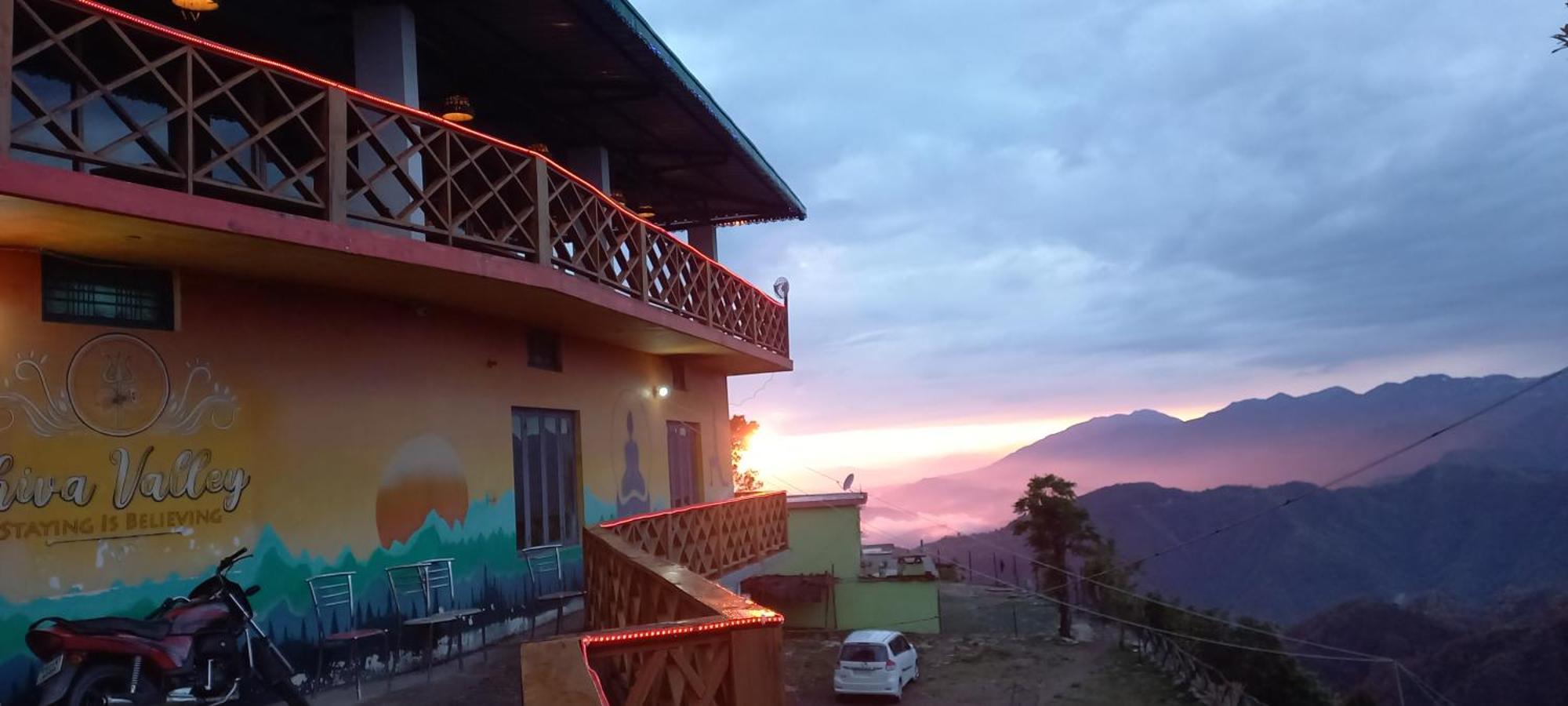 Shiva Valley Resort Kokhliyal Gaon Luaran gambar